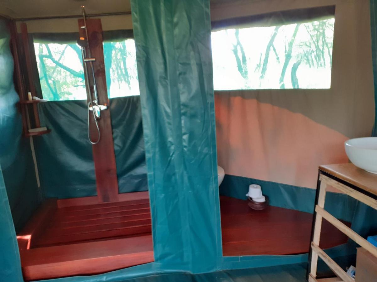Osero Serengeti Luxury Tented Camp Banagi Екстер'єр фото