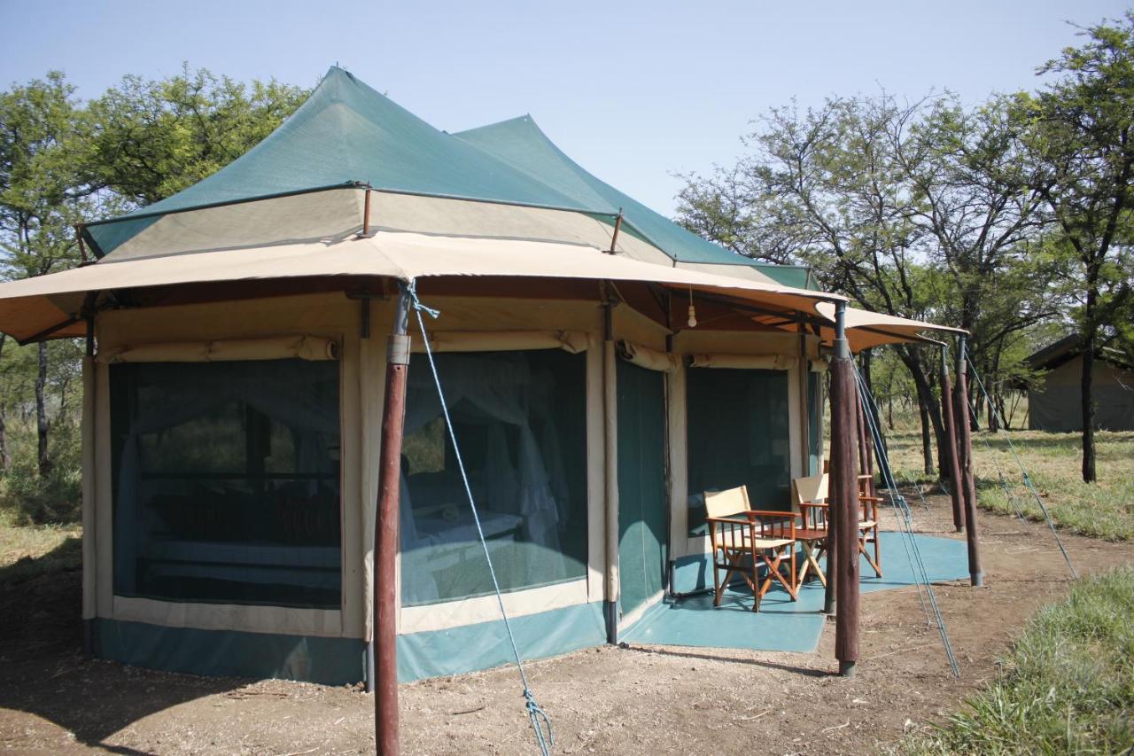 Osero Serengeti Luxury Tented Camp Banagi Екстер'єр фото